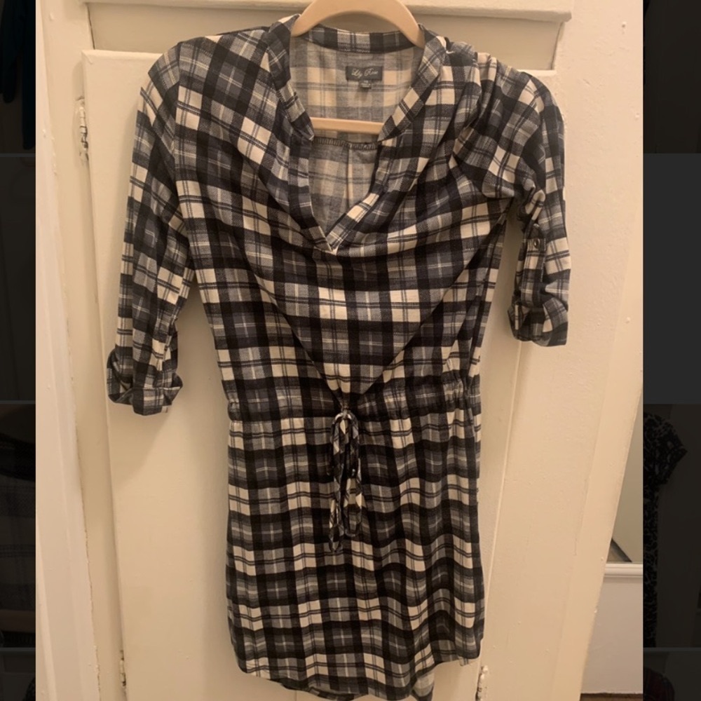 Lily Rose Plaid Long Sleeve Dress- Size XS